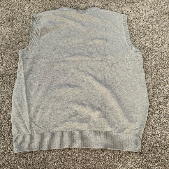 NWT Lacoste Men’s V-neck Vest - Picture 3 of 3